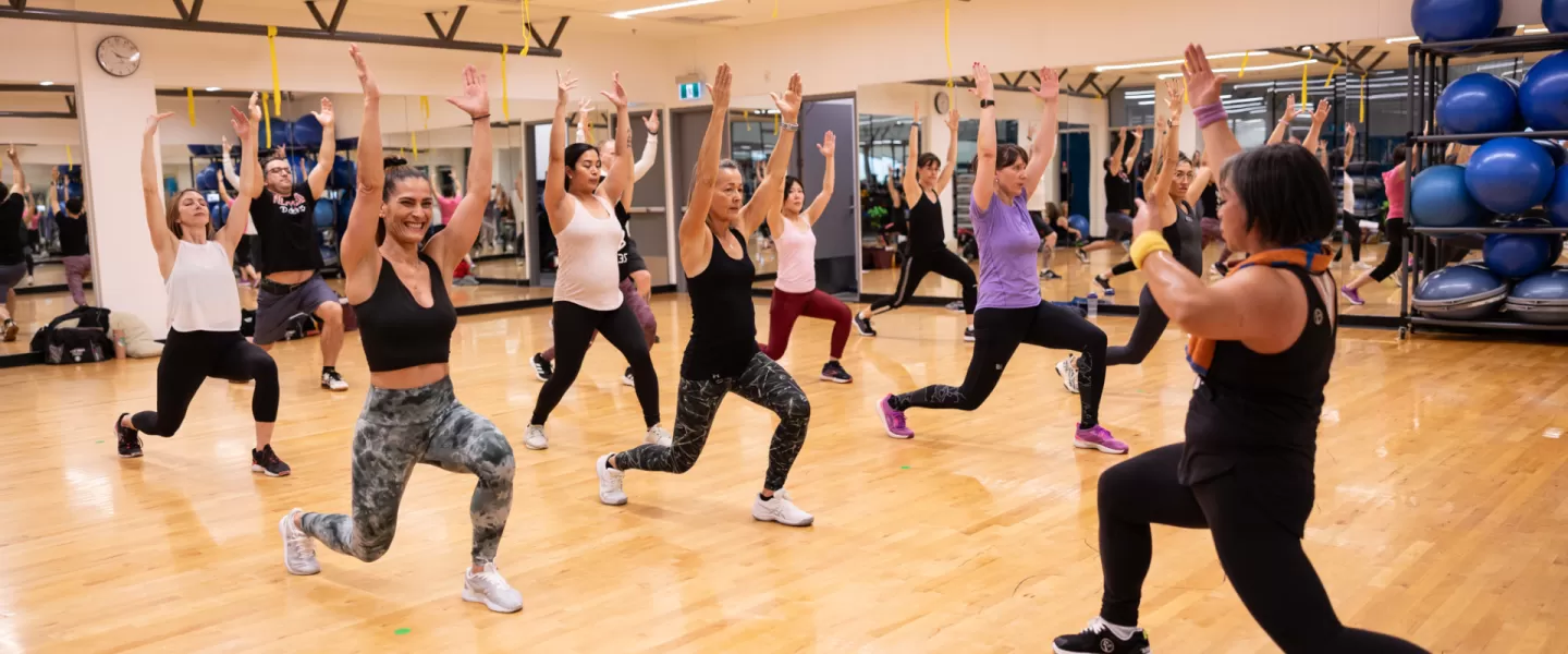 Fitness instructor in a fitness class